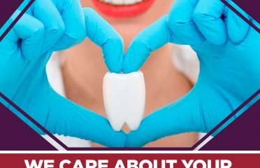 Hollywood Smile Dental Clinic
